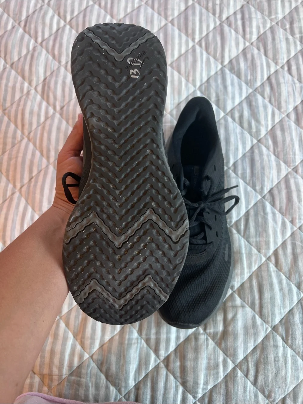 Nike Revolution 5 Black Running Shoe Size 9.5